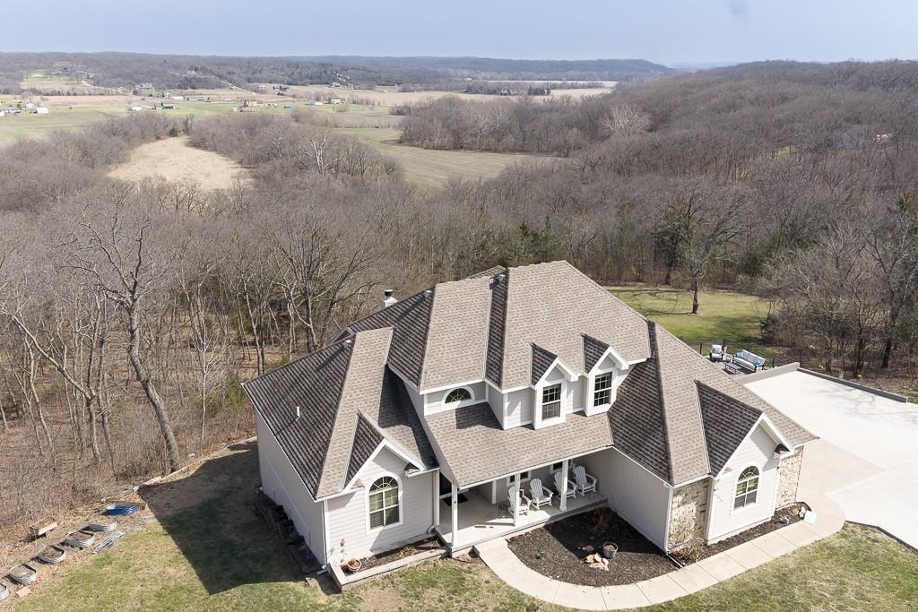 17384 Blue Moon Lane