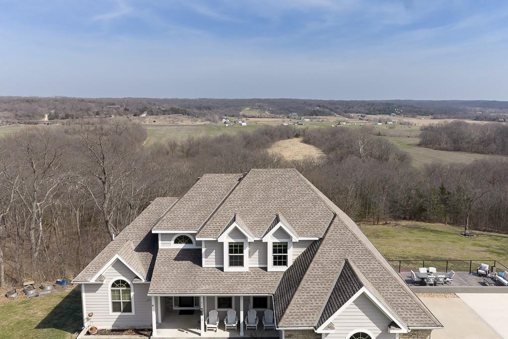 17384 Blue Moon Lane