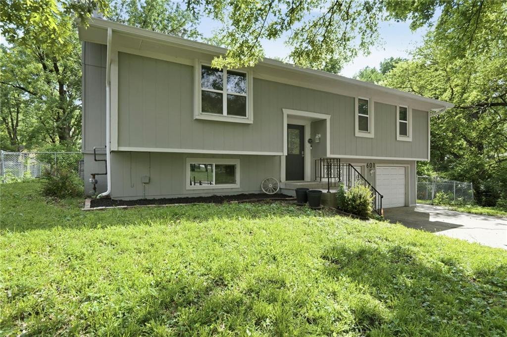 601 NE 115th Terrace