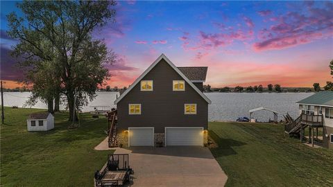 Photo of 512 Lake Shore Drive, Craig, MO 64437 (MLS # 2615560)