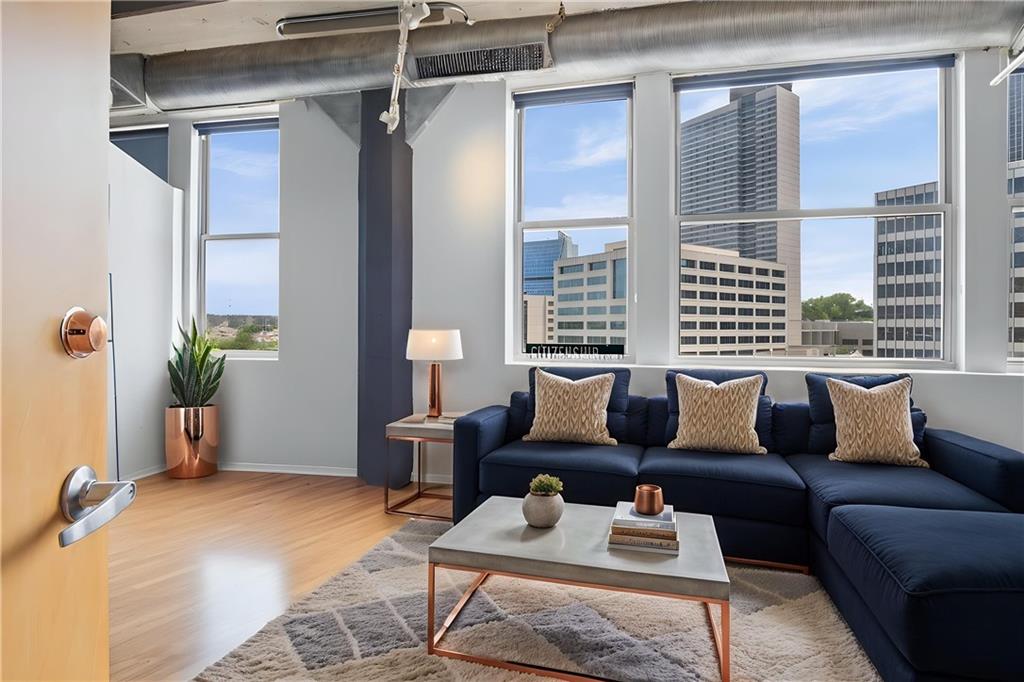 2107 Grand Boulevard 708