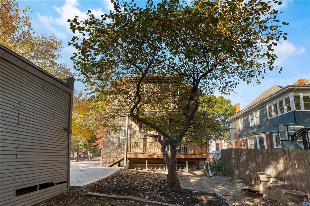 Photo of 3833 Wyandotte Street, Kansas City, MO 64111 (MLS # 2591724)