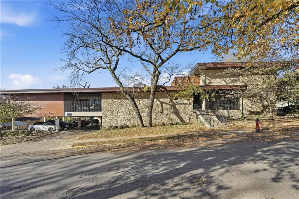 4511 Headwood Drive 7