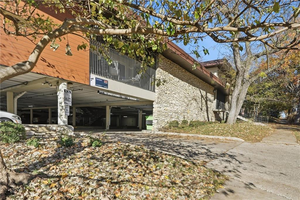 4511 Headwood Drive 7