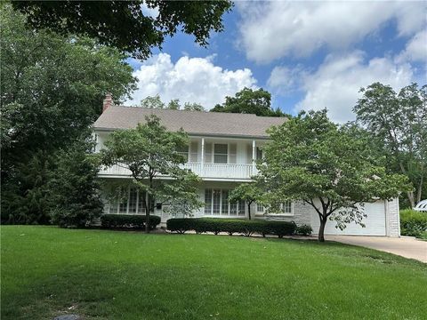 6510 Sagamore Road Mission Hills KS 66208
