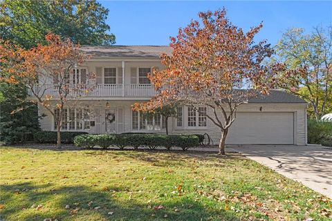 6510 Sagamore Road Mission Hills KS 66208