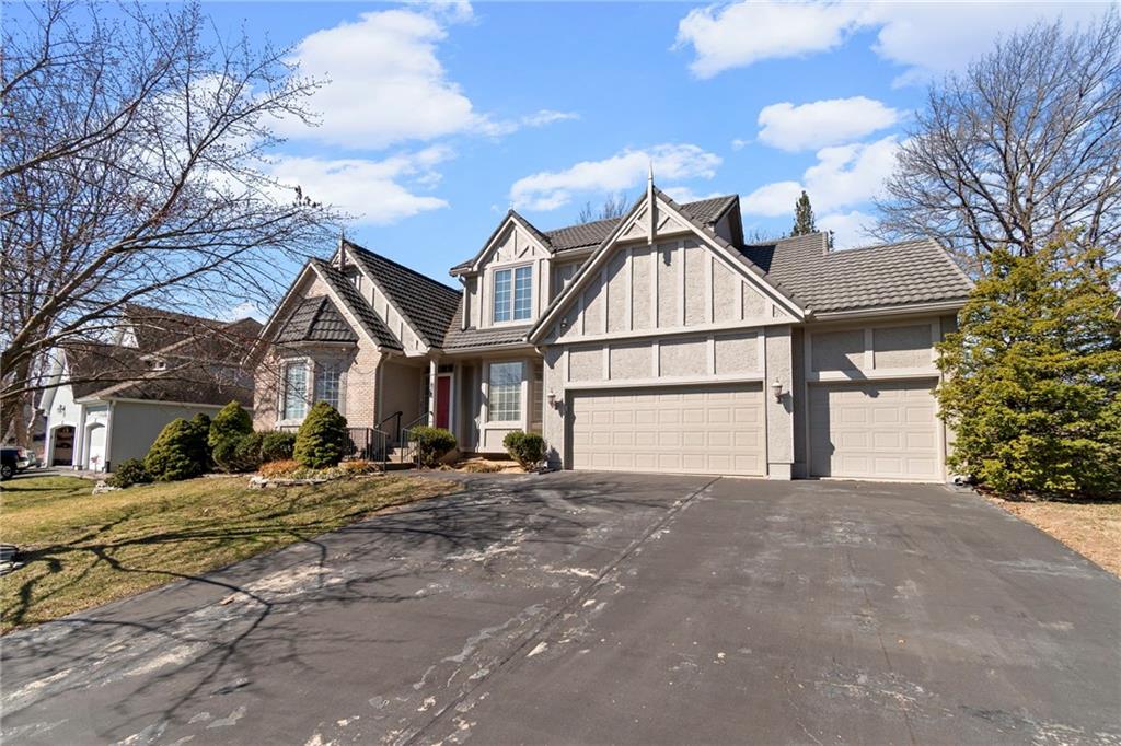 1008 NE Moss Point Road