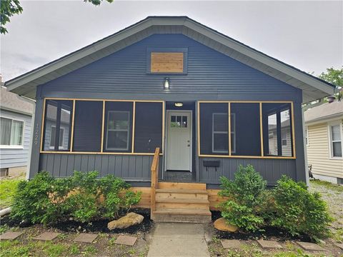 Photo of 1229 E 24th Avenue, North Kansas City, MO 64116 (MLS # 2603845)
