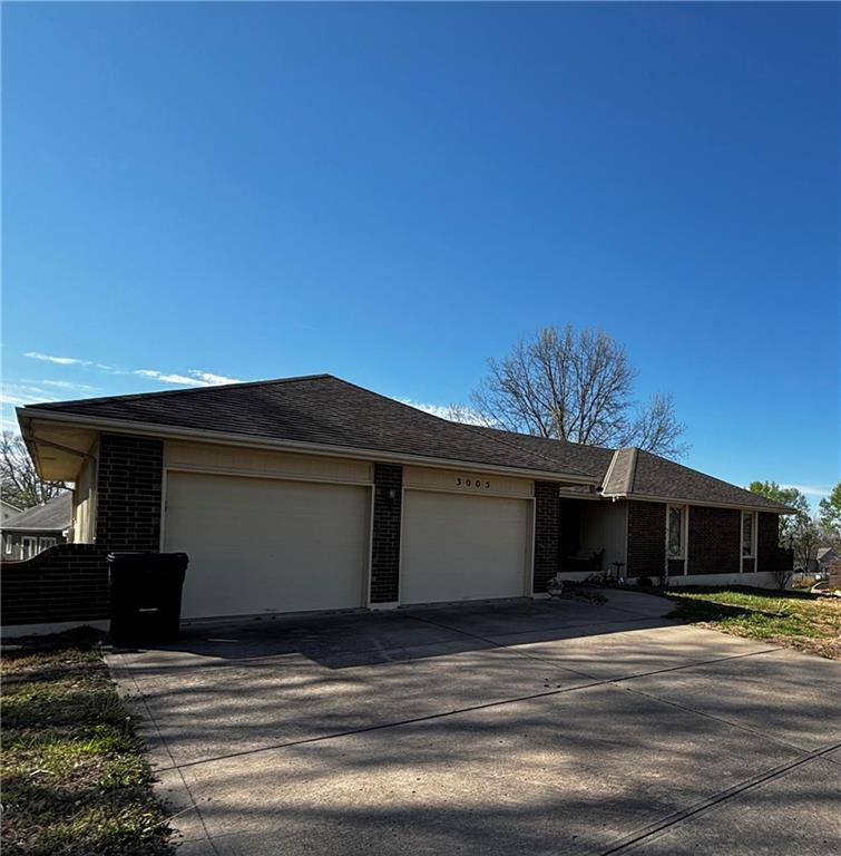 3005 S Viking Court