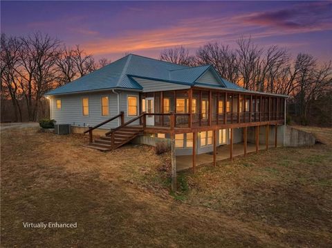 3815 476 Road Osceola MO 64776