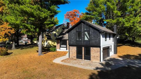 7904 Rosehill Road, Lenexa, KS 66215 - #: 2584948