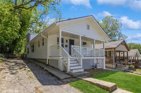 2015 Rowland Avenue, Kansas City, KS 66104 - MLS#: 2550884
