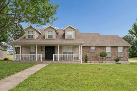 Photo of 513 S Travis Street, Concordia, MO 64020 (MLS # 2622255)