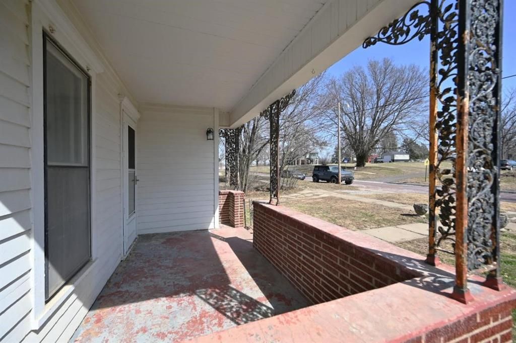 Photo of 509 S Park Street, Troy, KS 66087 (MLS # 2608066)