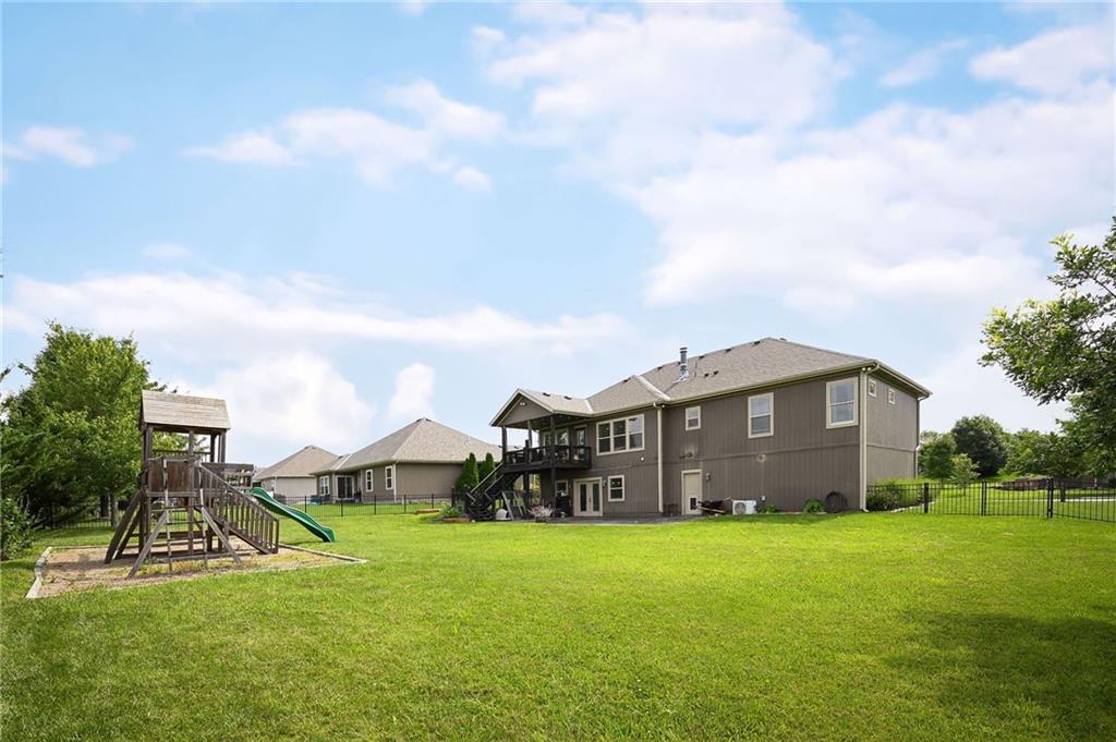 22614 Surrey Lane