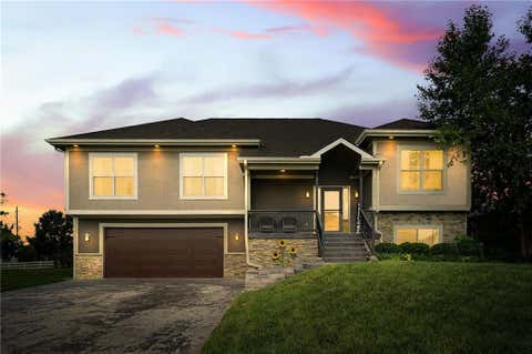 Photo of 22614 Surrey Lane, Peculiar, MO 64078 (MLS # 2629563)