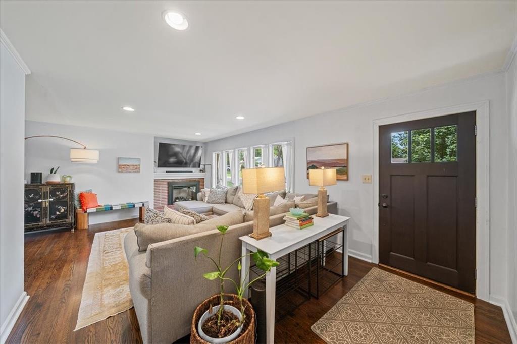 4717 W 76th Street