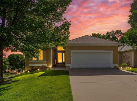 4304 S Atherton Court Independence MO 64055