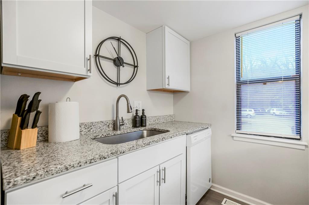 3119-3125 Eaton Avenue