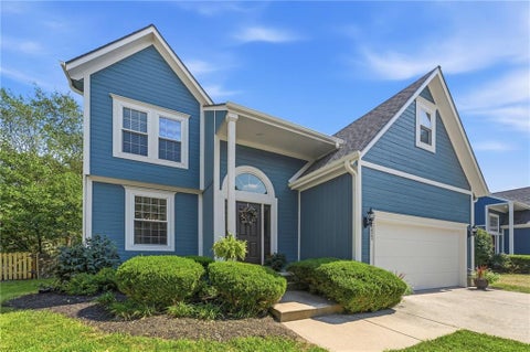 Photo of 15421 S Alcan Street, Olathe, KS 66062 (MLS # 2640764)