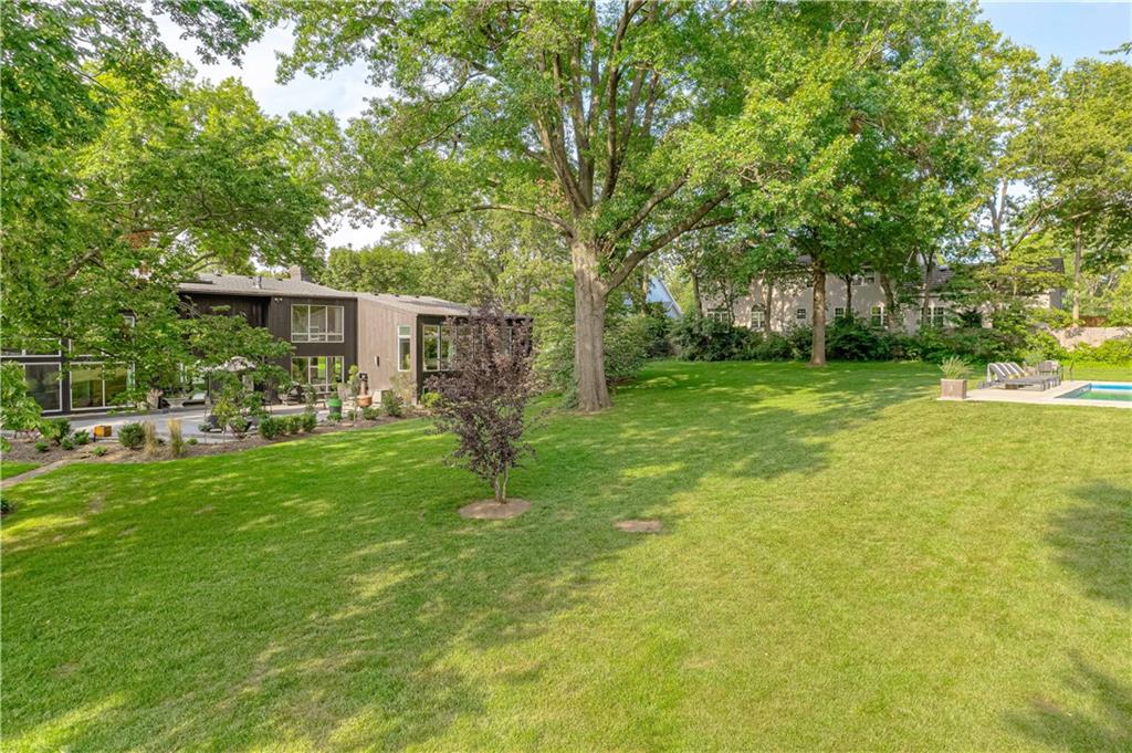 4309 W 75th Street