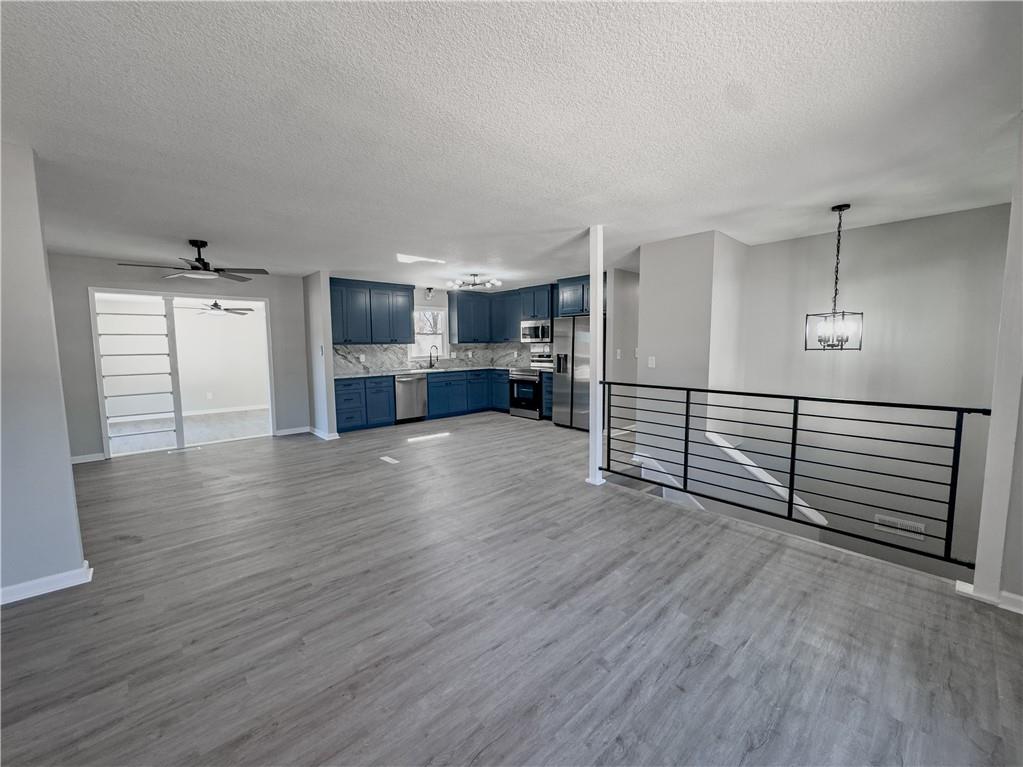 1701 Evergreen Street