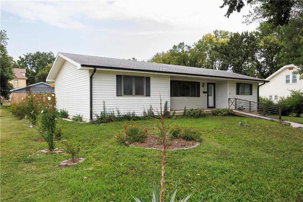 324 N 8th Street