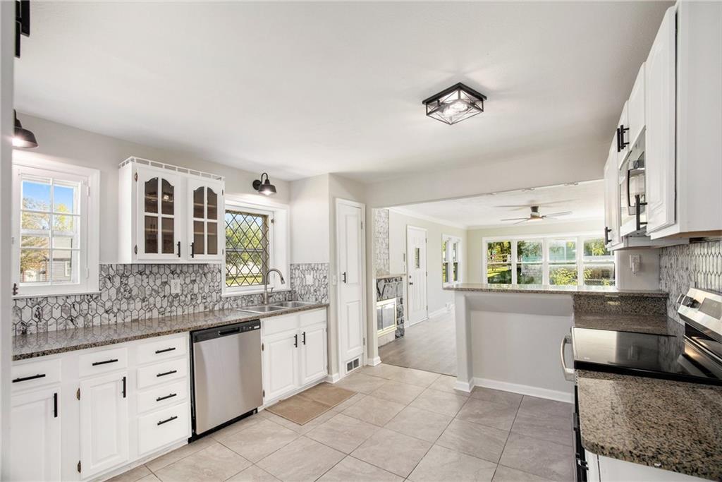 5310 N Indiana Avenue