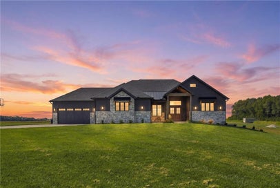 7129 NE State Route 92 Highway Smithville MO 64089
