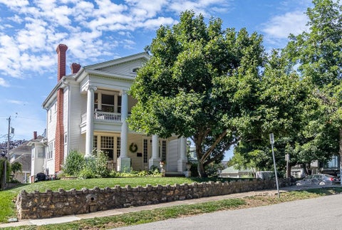Photo of 2602 Felix Street, St Joseph, MO 64501 (MLS # 2627200)