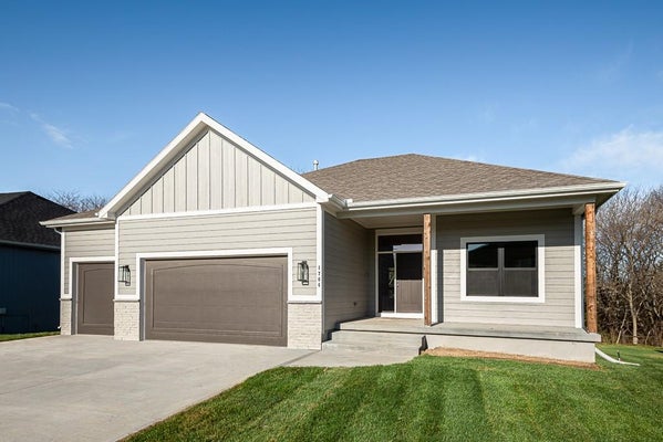 15627 AUSTIN CT, BASEHOR, KS 66007 - Image 0ee9bca4af62e22c2e0979d6f3878c4c/3760502252