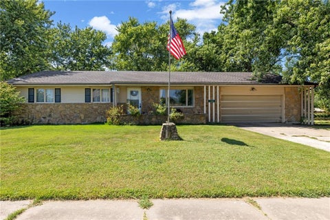 Photo of 128 N Robey Street, Williamsburg, KS 66095 (MLS # 2638942)