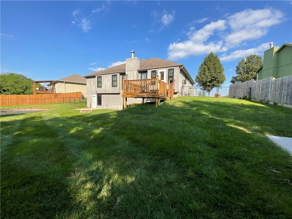 605 Eastridge Avenue