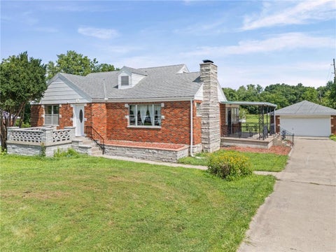Photo of 8318 State Avenue, Kansas City, KS 66112 (MLS # 2631111)