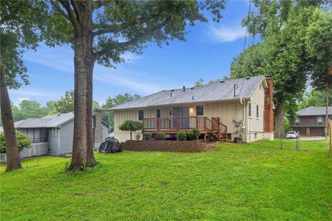 Tiny photo for 414 Kingsley Avenue, Liberty, MO 64068 (MLS # 2633343)