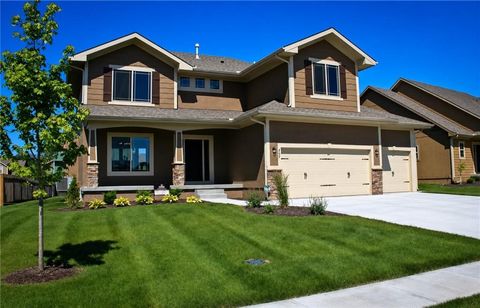 420 Meadowlark Drive, Raymore, MO 64083 - #: 2631950