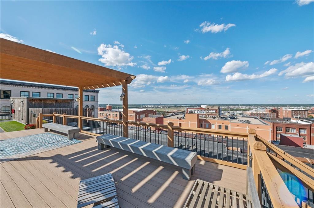 308 W 8th Street 401