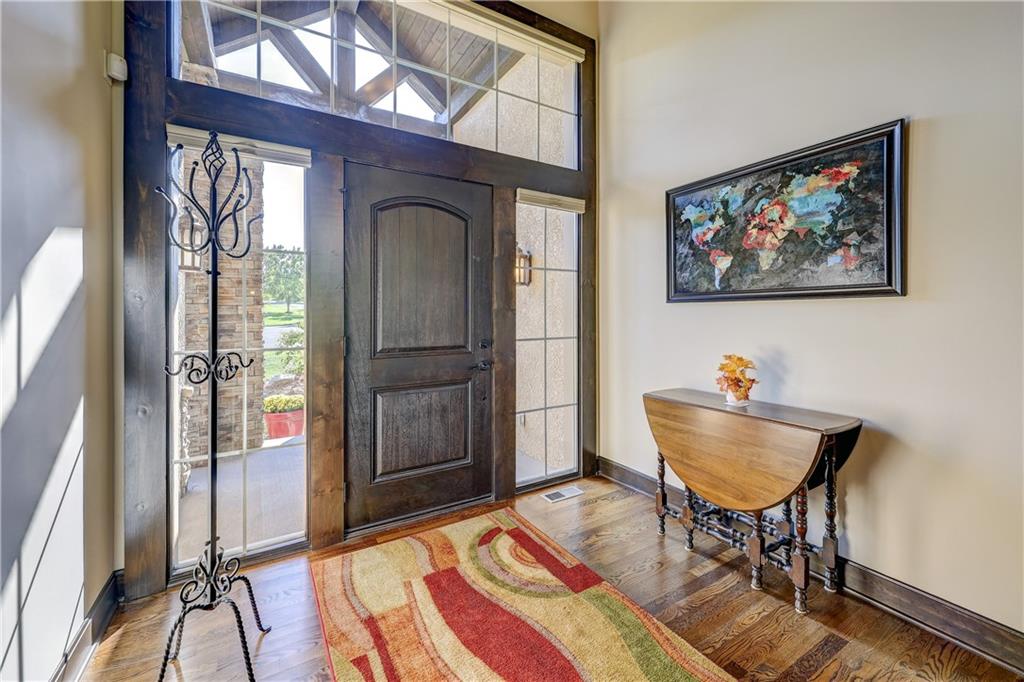 8823 Vista Drive