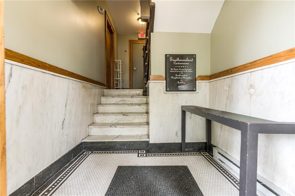 4328 Walnut Street 2A