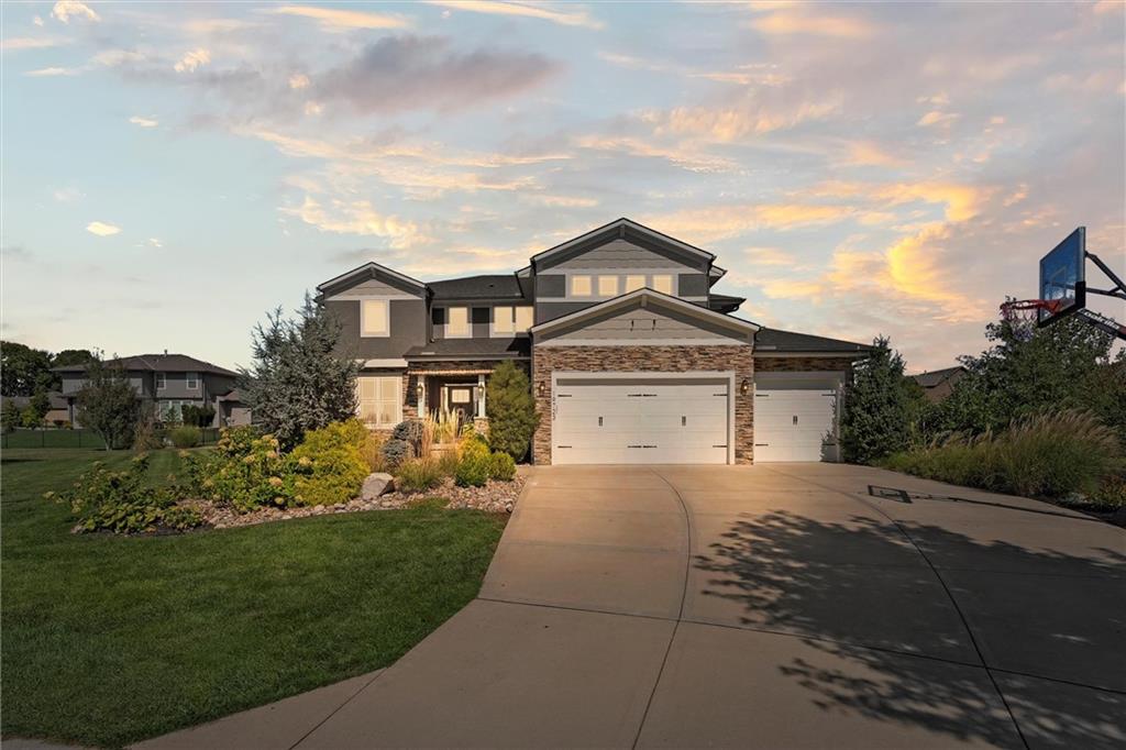 19723 Barstow Street