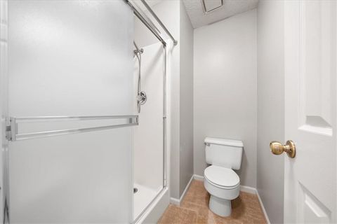 Tiny photo for 330 Lakeside Drive, Liberty, MO 64068 (MLS # 2602799)