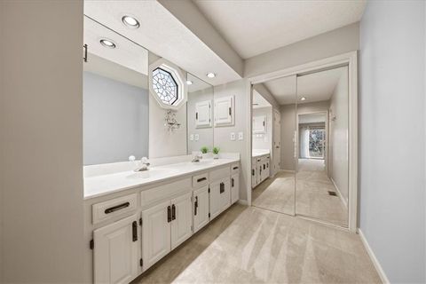 Tiny photo for 330 Lakeside Drive, Liberty, MO 64068 (MLS # 2602799)