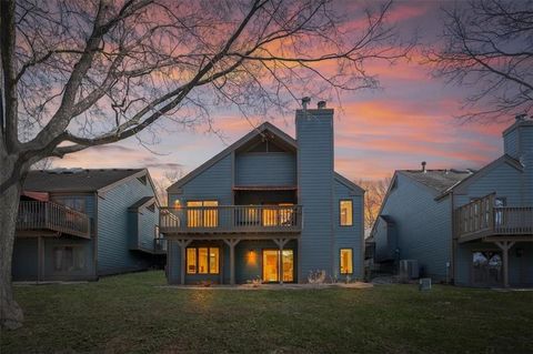 Tiny photo for 330 Lakeside Drive, Liberty, MO 64068 (MLS # 2602799)