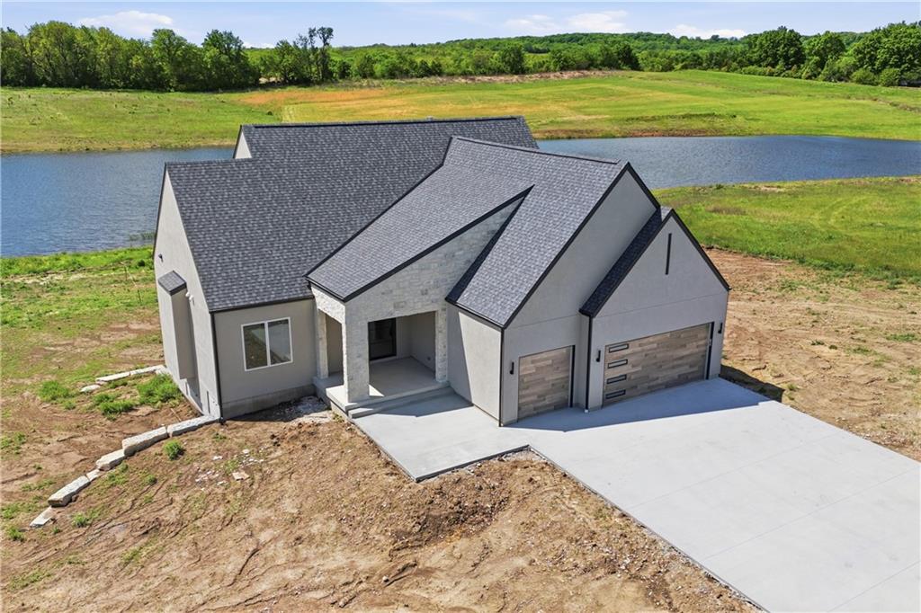 16055 W Eisenhower Road