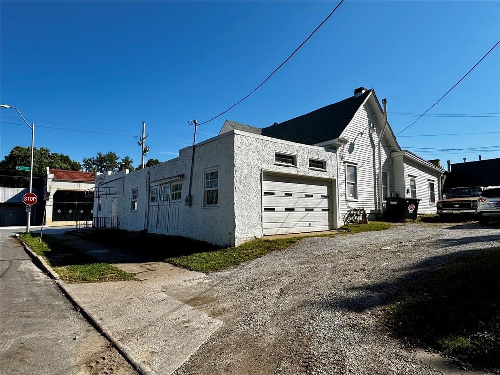 517 W 75th Street