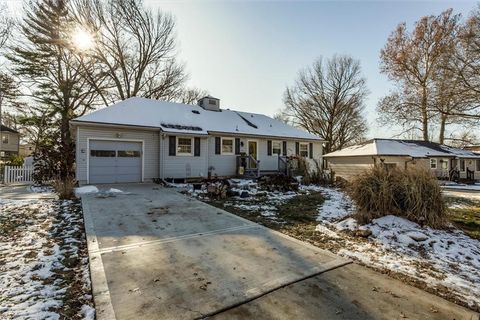 8819 W 88th Street Overland Park KS 66212