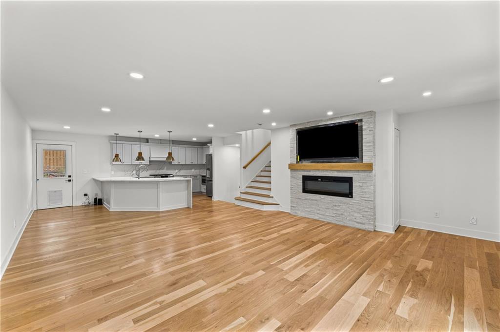 5657 W 50th Street