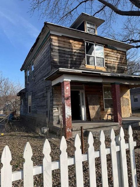 1613 11th Street S, St Joseph, MO 64501 - MLS#: 2602169