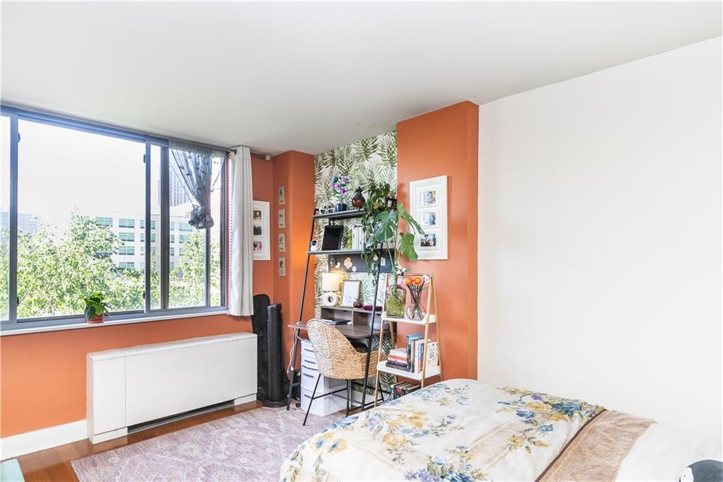 600 E 8th Street 5S