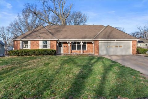 5702 Halsey Street Shawnee KS 66216